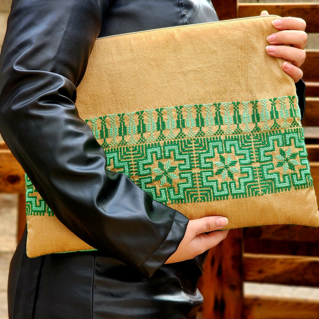 Traditional Tatreez Laptop Sleeve | Hand Crafted Computer Case from Palestine