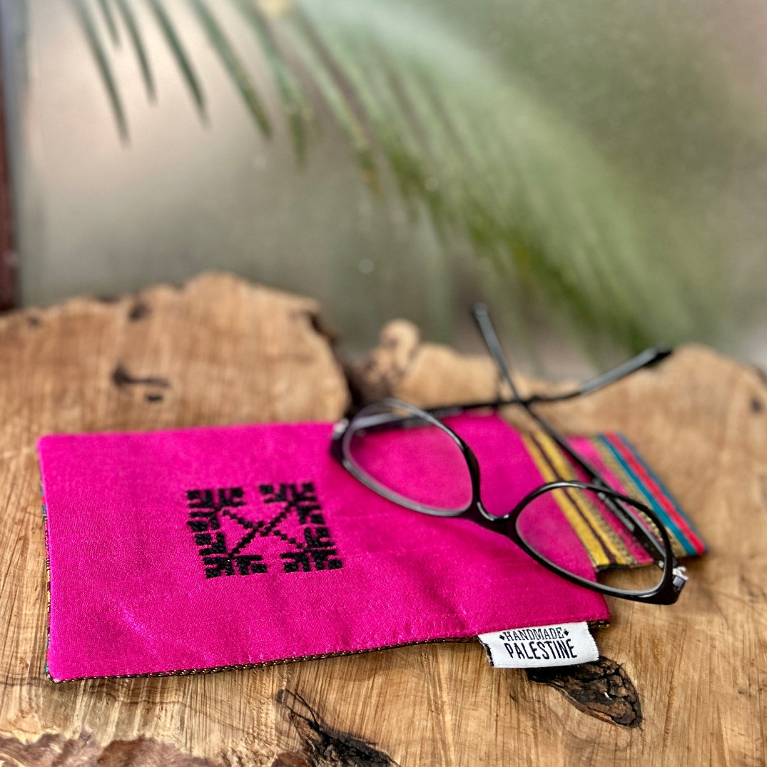Palestinian Tatreez Eye Glass Case with Traditional Saya Back