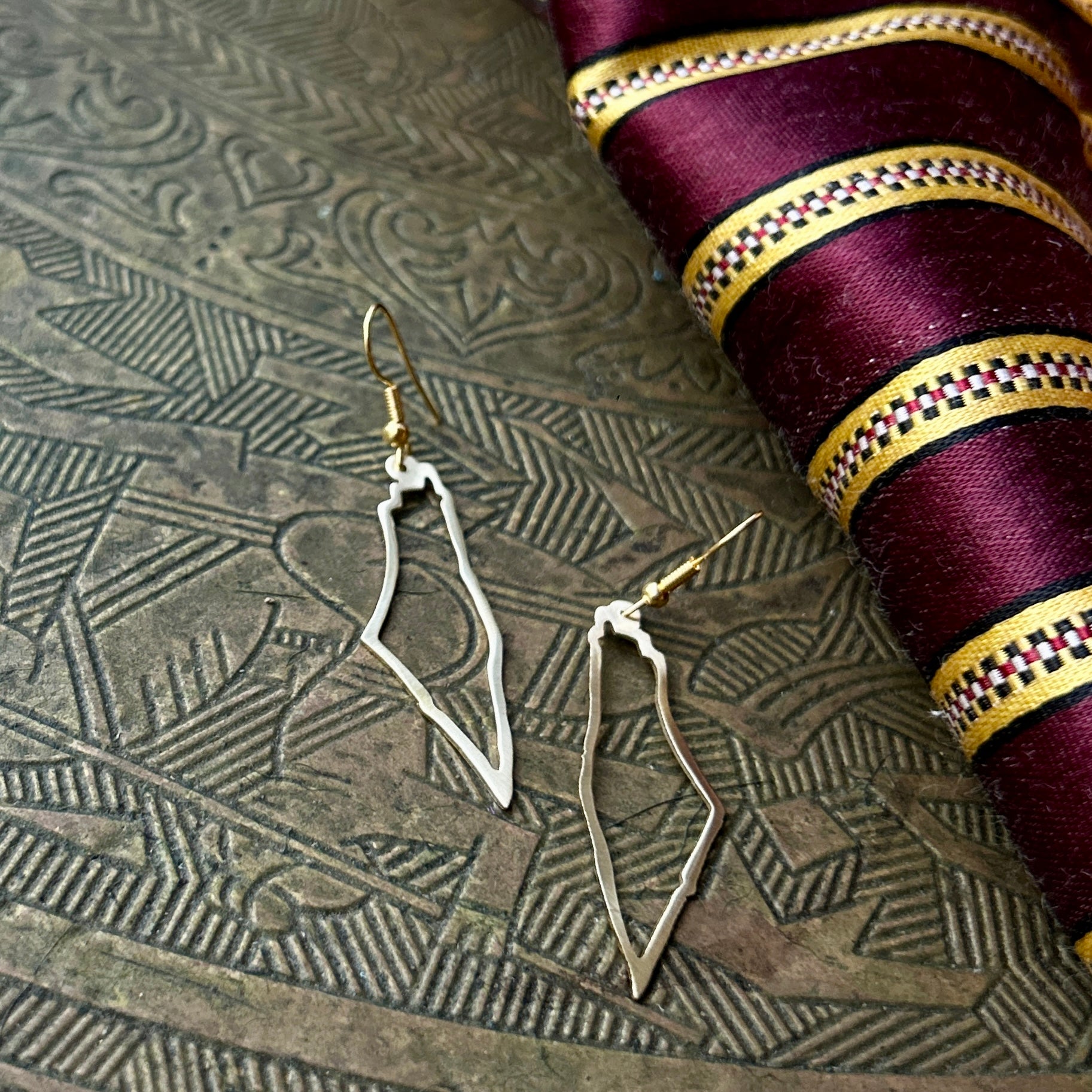 Palestine Map Outline Earrings in Brass | Handmade Jewelry from Palestine