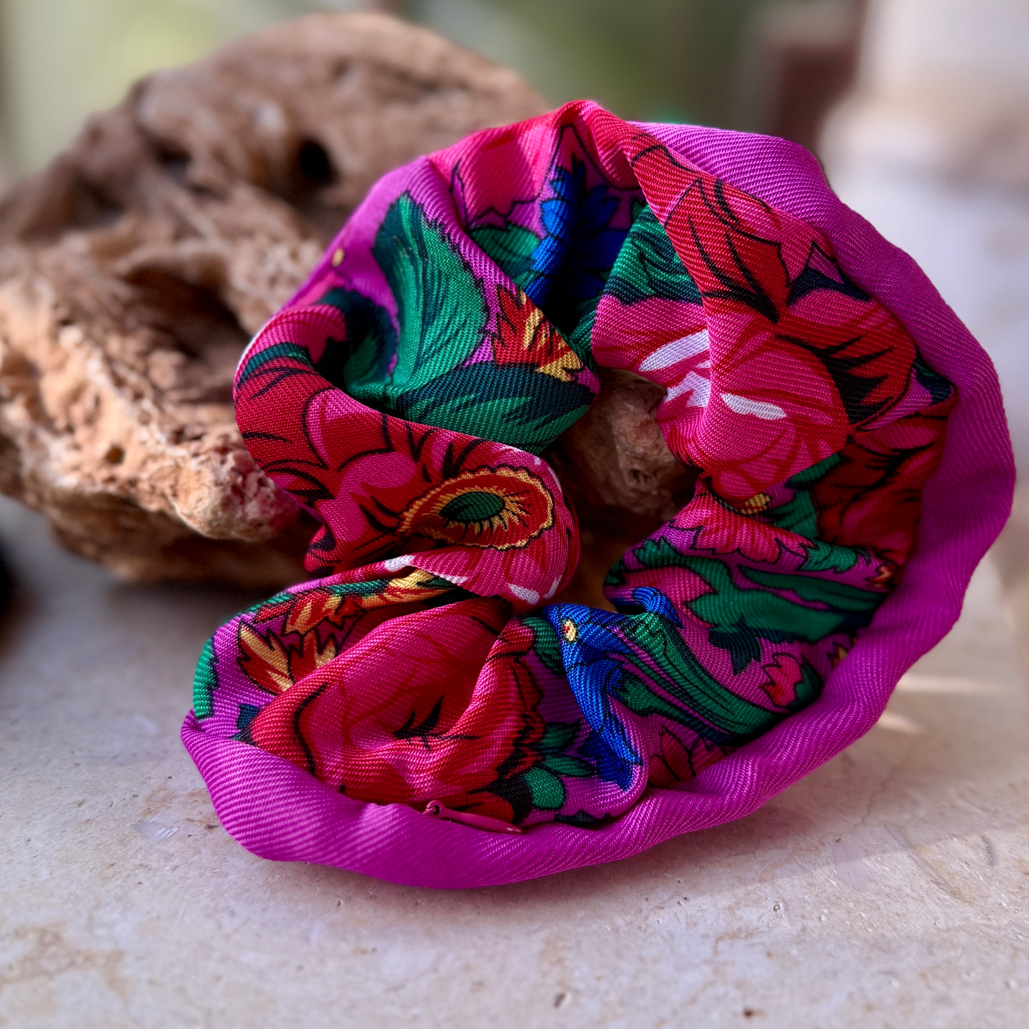 Sitti Scrunchies from Palestine with Secret Zipper Pouch