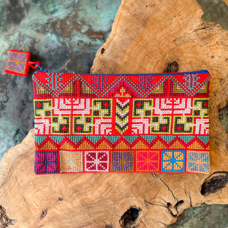 Palestinian Embroidered Pouch | Handcrafted Tatreez Gift from Palestine