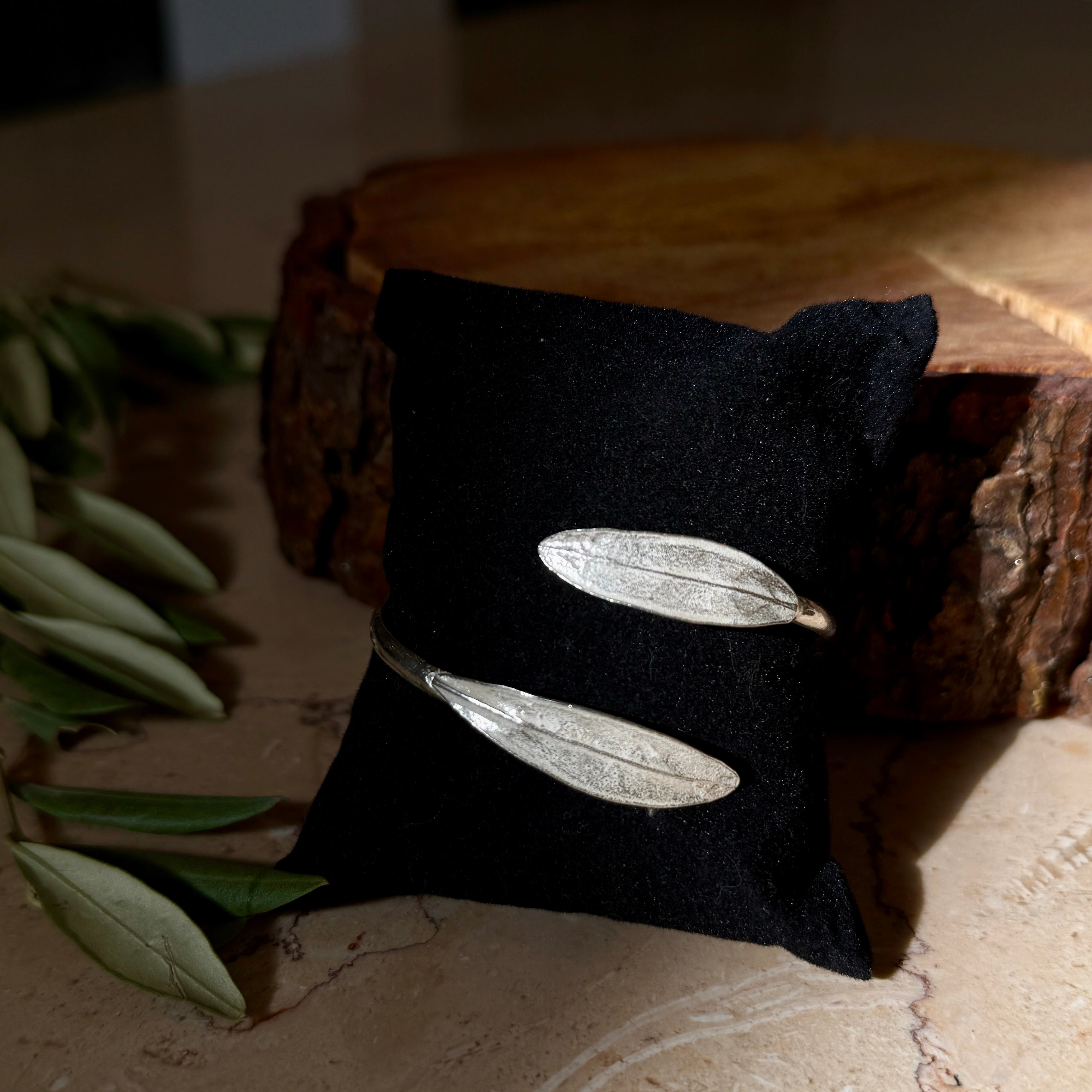 Sterling Silver Snake Bracelet with 2-Olive Leaf