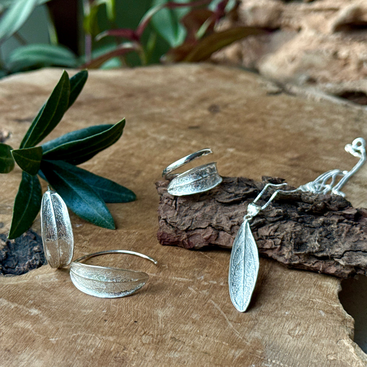 Olive Leaf Necklace & Dangling Earring Gift Set with Leaf Ring : Sterling Silver