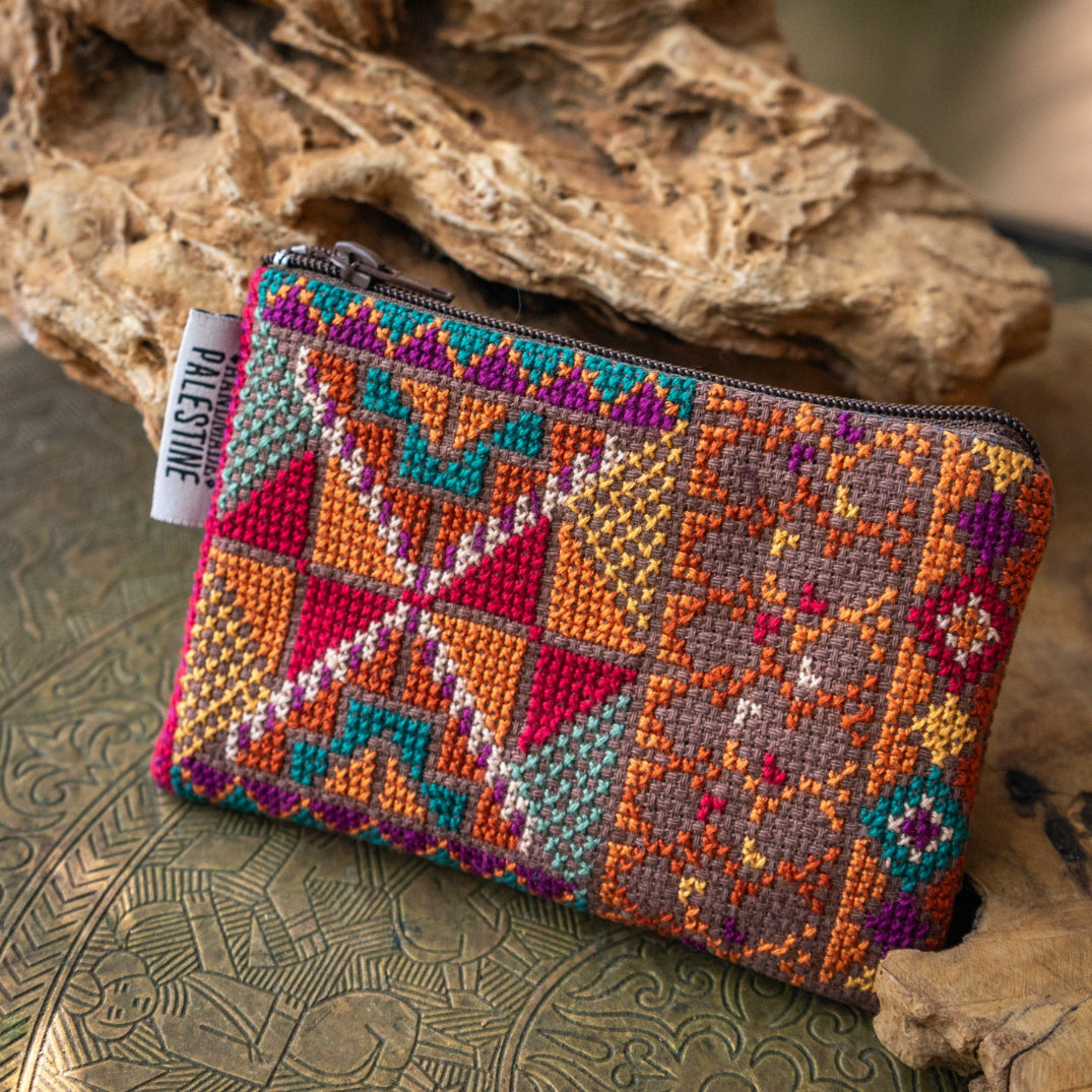 Palestinian Tatreez Coin Purse | Embroidered by Women in Palestine