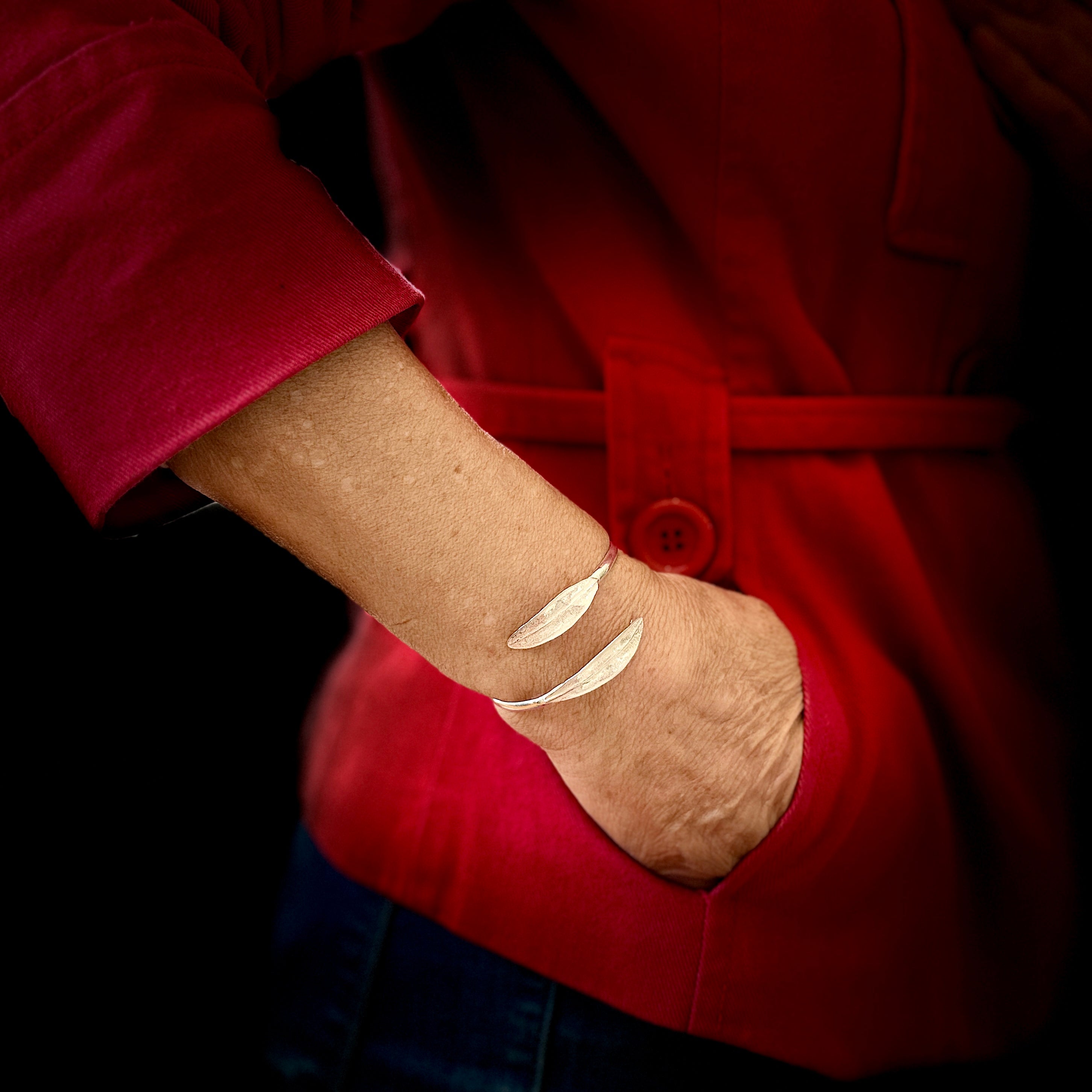 Sterling Silver Snake Bracelet with 2-Olive Leaf