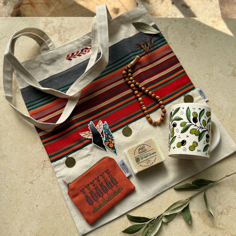 Tatreez Tote Gift Bundles with Majdalawi and Coins