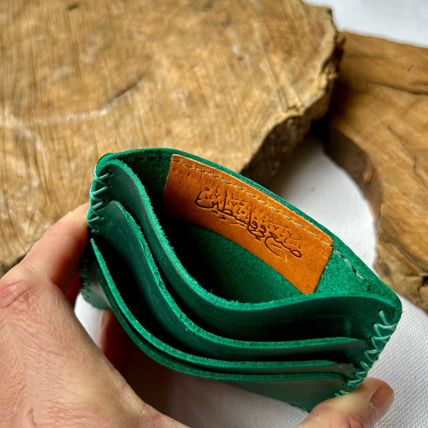 Minimalist Leather Wallet from Hebron | Handcrafted Gifts from Palestine Fairtrade Gifts from Palestine | Handmade Palestine 