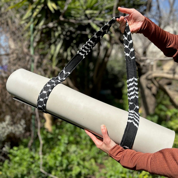 Yoga Mat Strap in Palestinian Keffiyeh Fabric Supports Women