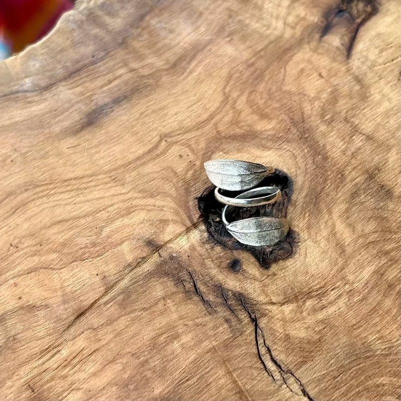 Sterling Silver Ring - Band with 2 Leaves With Extra Spiral