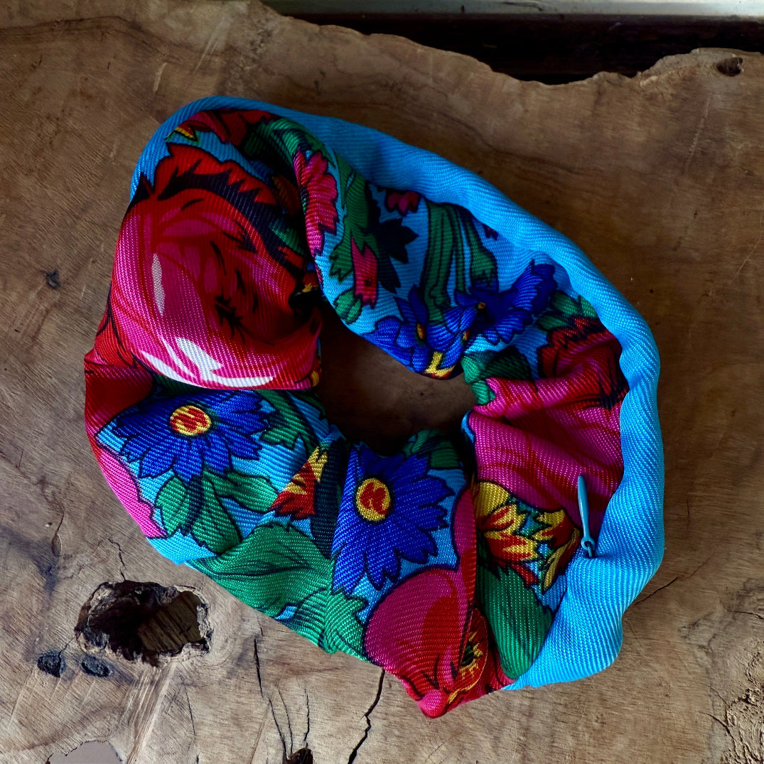Sitti Scrunchies from Palestine with Secret Zipper Pouch