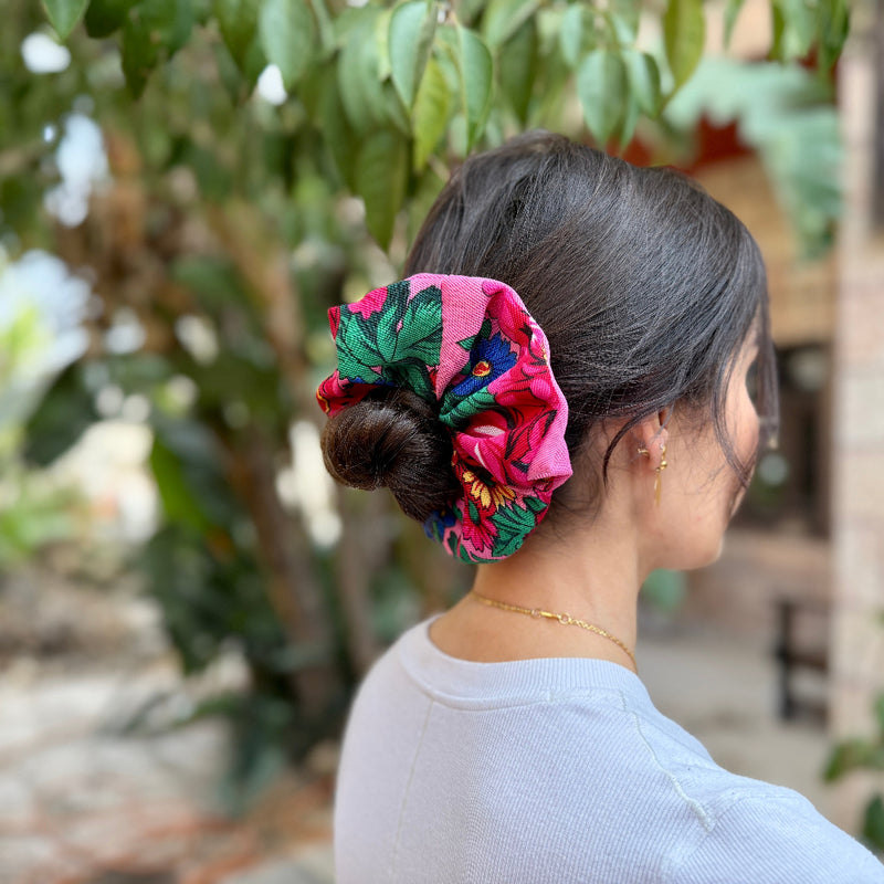 Sitti Scrunchies from Palestine with Secret Zipper Pouch