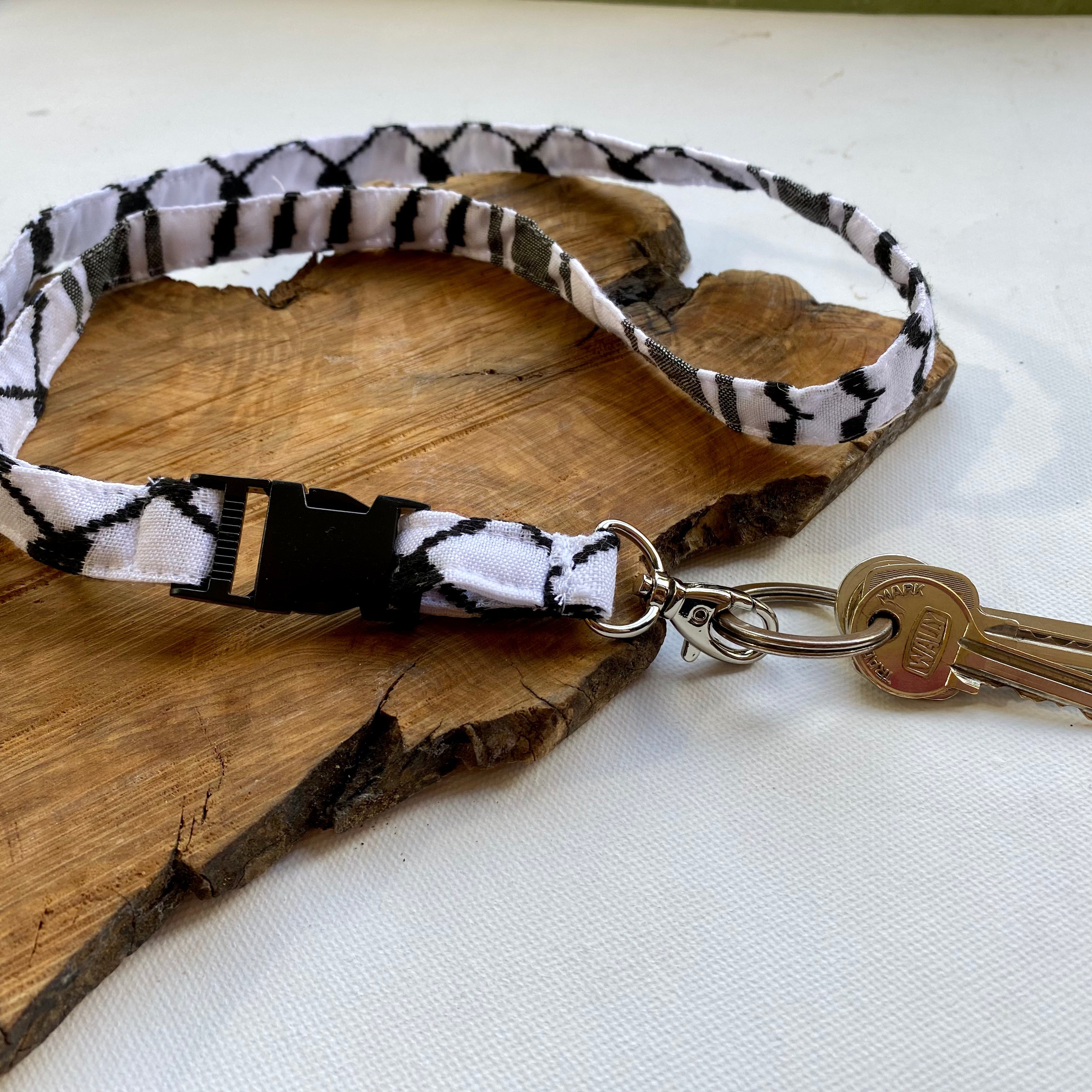 Bag Strap - Keffiyeh Lanyard From Palestinian Traditional Keffiyeh Fabric