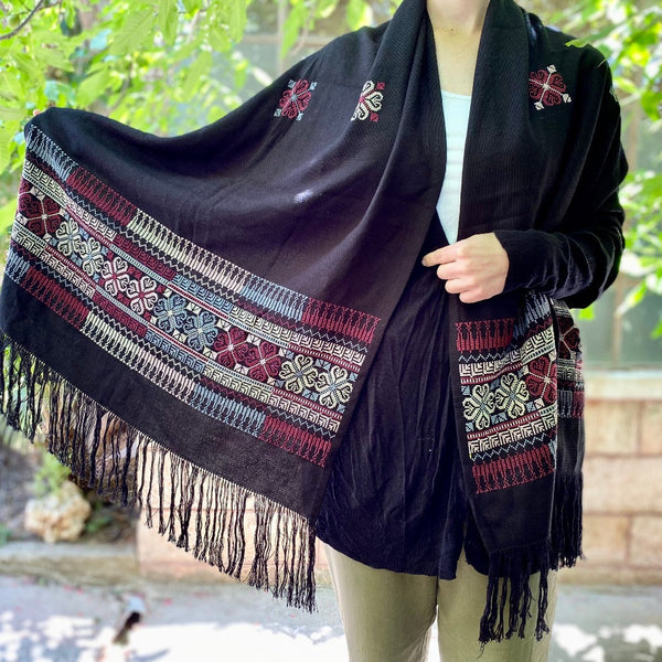 Scarves And Shawls - Traditional Embroidery Shawl In Rectangle Motif