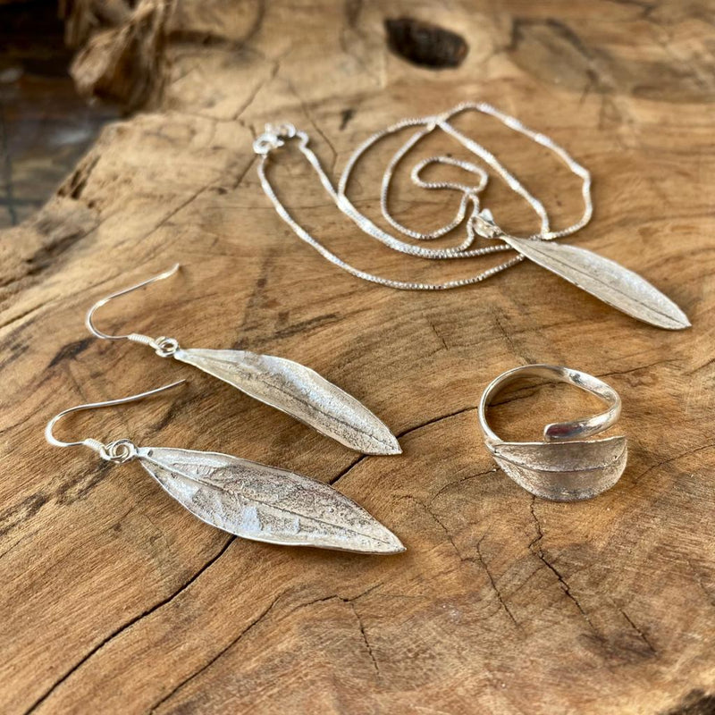 Silver Jewelry - Single Leaf Necklace & Dangling Earring Gift Set With 1 Leaf Silver Ring