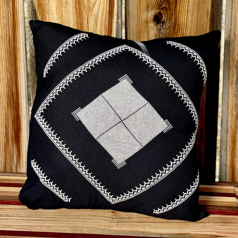 Home Decor - Embroidered Cushion Cover In Black