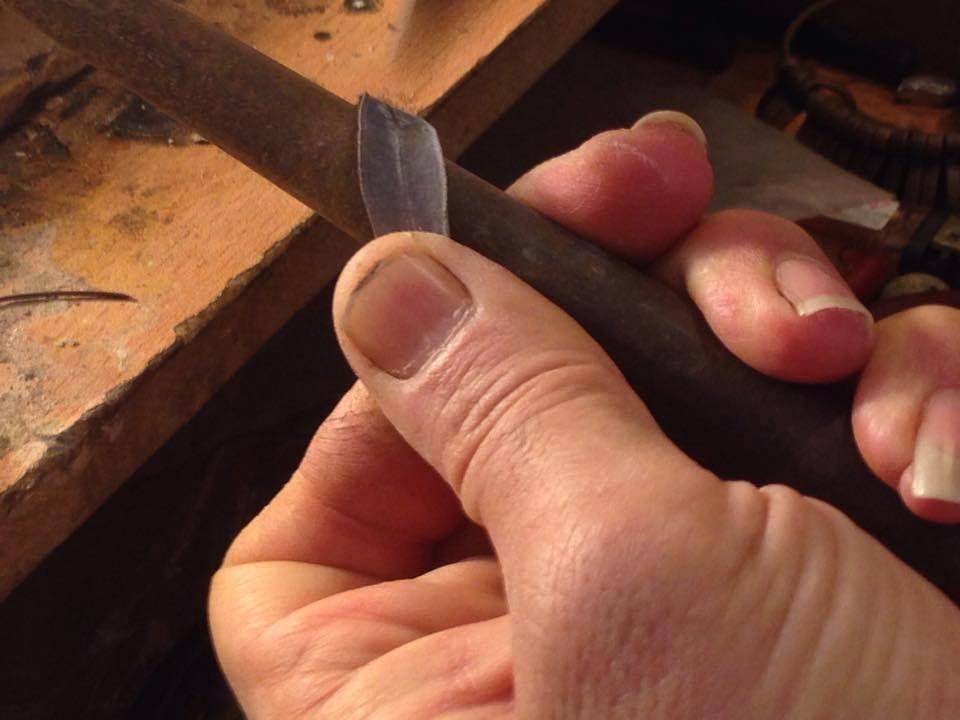 Silver Jewelry - Funky Ring Single Leaf On A Skinny Spiral